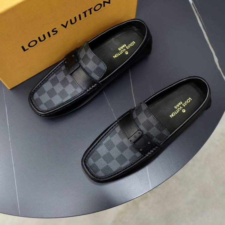 Picture of Louis Vuitton Shoes _SKULVsz38-46mnf032212015